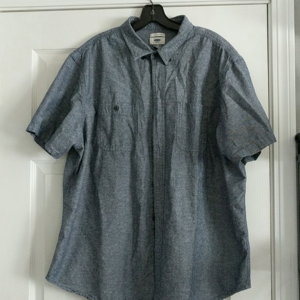 Mens XXL Old Navy short sleeve button down shirt